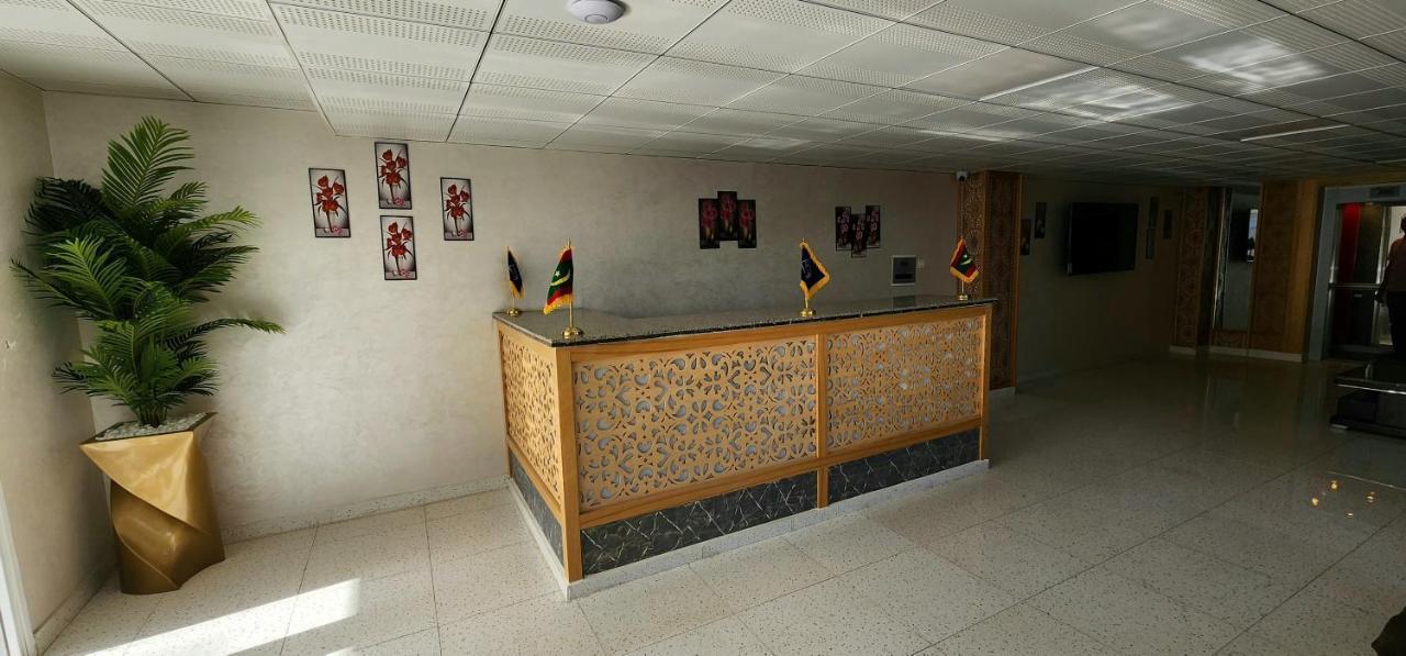 Hotel Le Bon Choix นูอาดิบู ภายนอก รูปภาพ